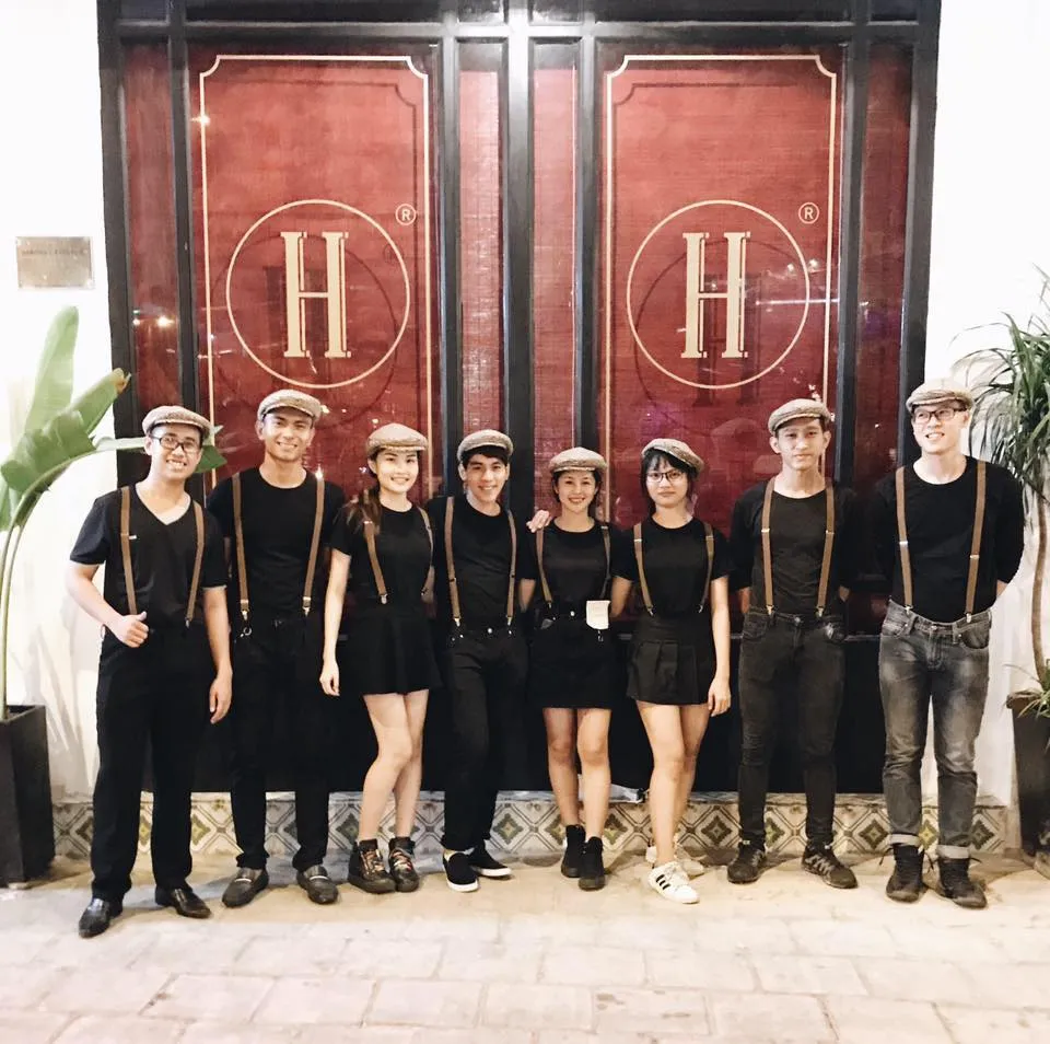 Review Heritage Concept Chill Hub: quán cà phê đậm chất vintage giữa lòng Sài Gòn