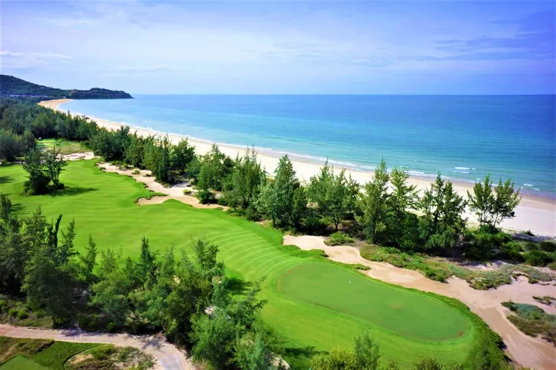 Review sân golf Laguna Lăng Cô – Sân golf sang trọng, đẳng cấp ở cố đô Huế