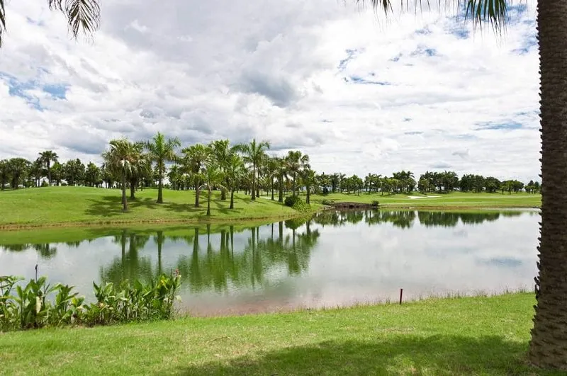 Sân golf Đầm Vạc – Điểm giải trí đẳng cấp ngay gần Hà Nội