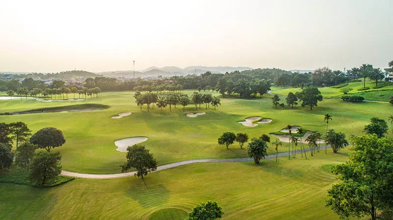 Sân Golf Minh Trí – Trải nghiệm đẳng cấp 5 sao gần Hà Nội