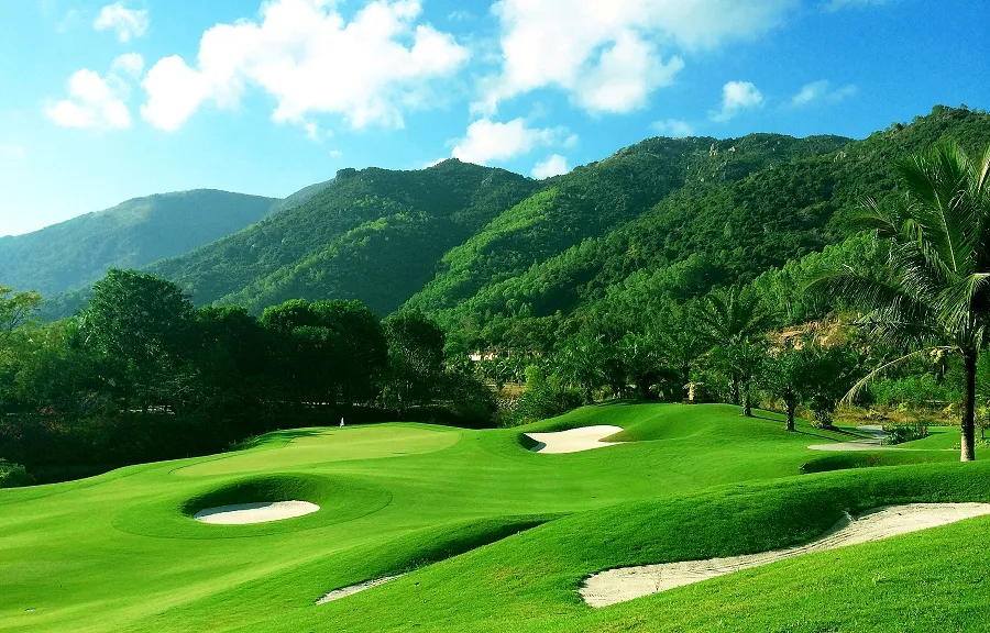 Tất tần tật thông tin sân golf Diamond Bay Nha Trang