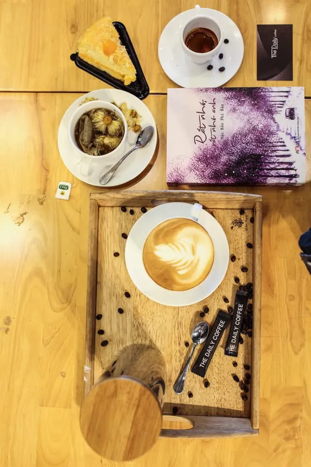 The Daily Coffee: Quán cà phê tổ kén mới lạ tại Sài Gòn