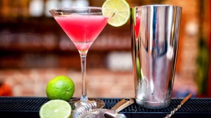 Tổng hợp 5 loại cocktail phù hợp cho phái nữ khi đi bar