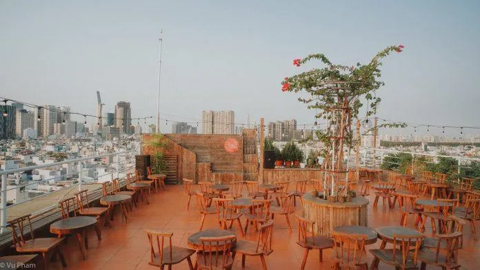 Tổng hợp 7 quán cà phê Rooftop view ngắm thành phố cho bạn chill cùng hội bạn cuối tuần