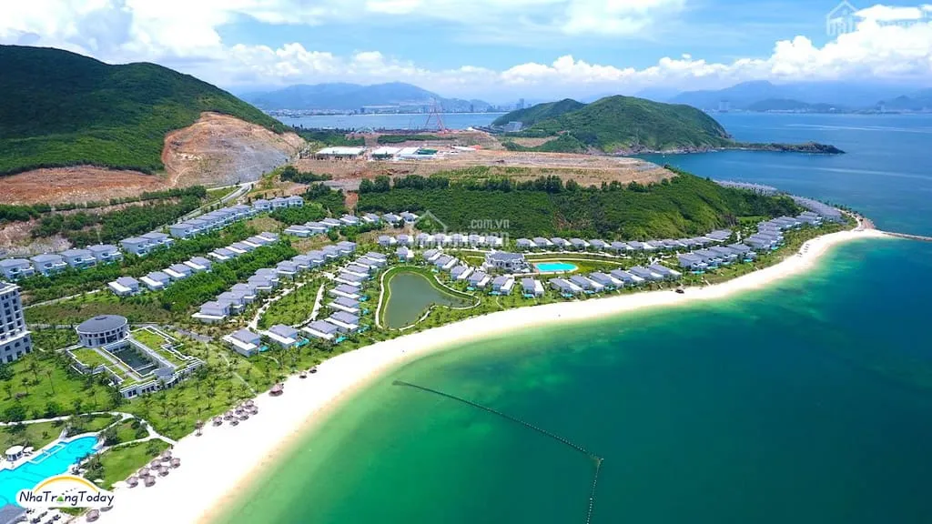 Top 10 bãi biển Nha Trang đẹp nổi tiếng nhất định phải ghé