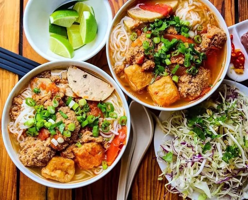 Top 10 nhà hàng Phú Thọ ngon nhất, menu siêu hấp dẫn