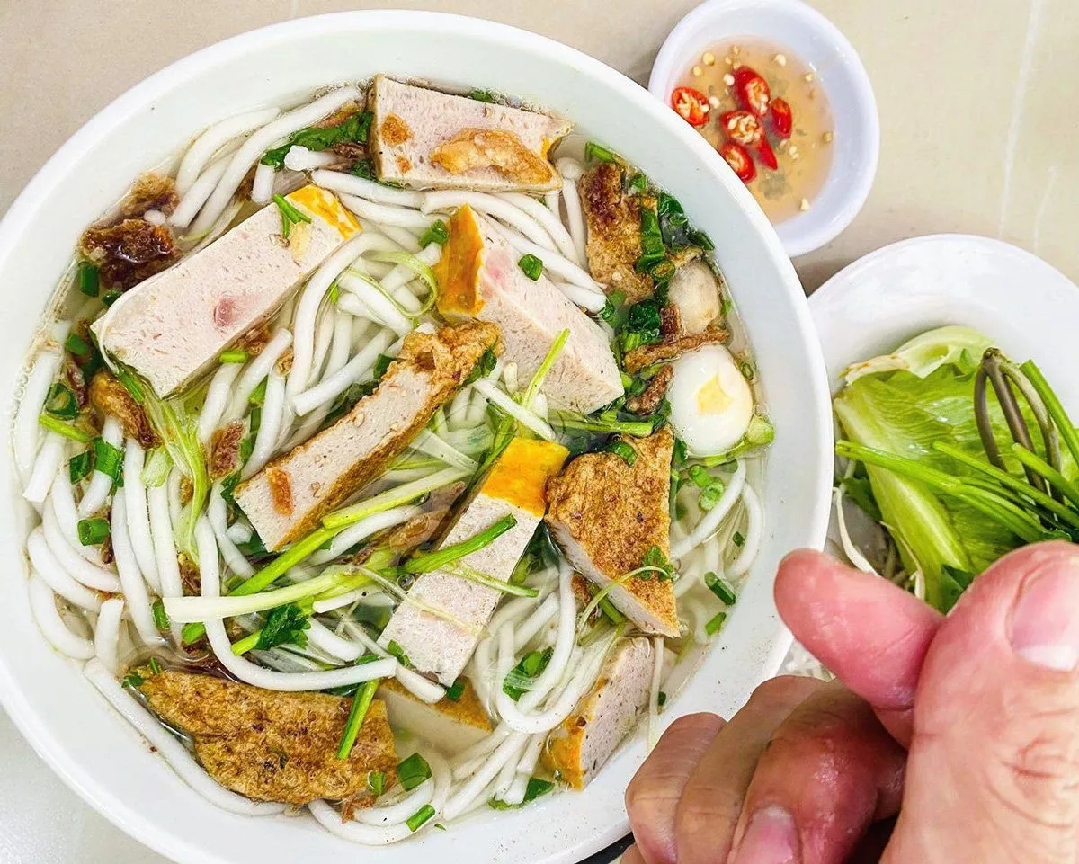 Top 10 quán bánh canh chả cá Nha Trang ngon nhất