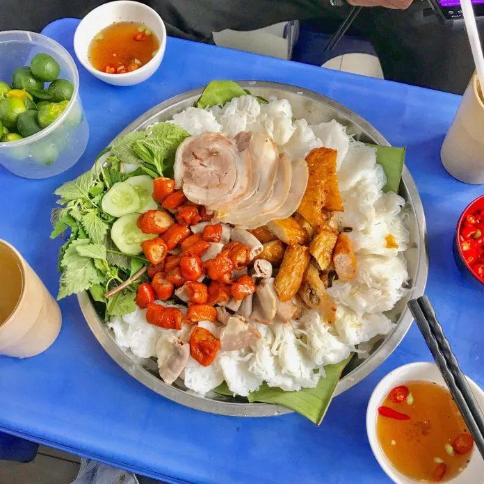 Top 10 quán bún đậu mắm tôm nổi tiếng nhất nhì Hà Nội: Lên kèo thử ngay thôi!