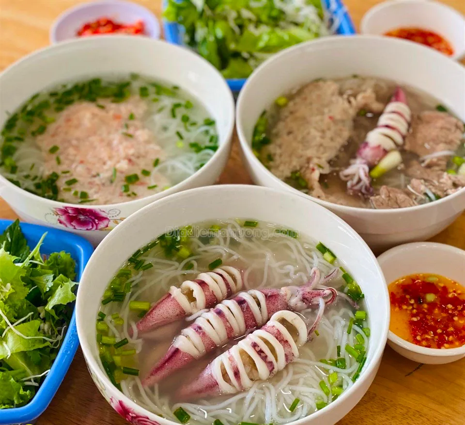 Top 10 quán bún quậy Phú Quốc ngon đông khách nhất