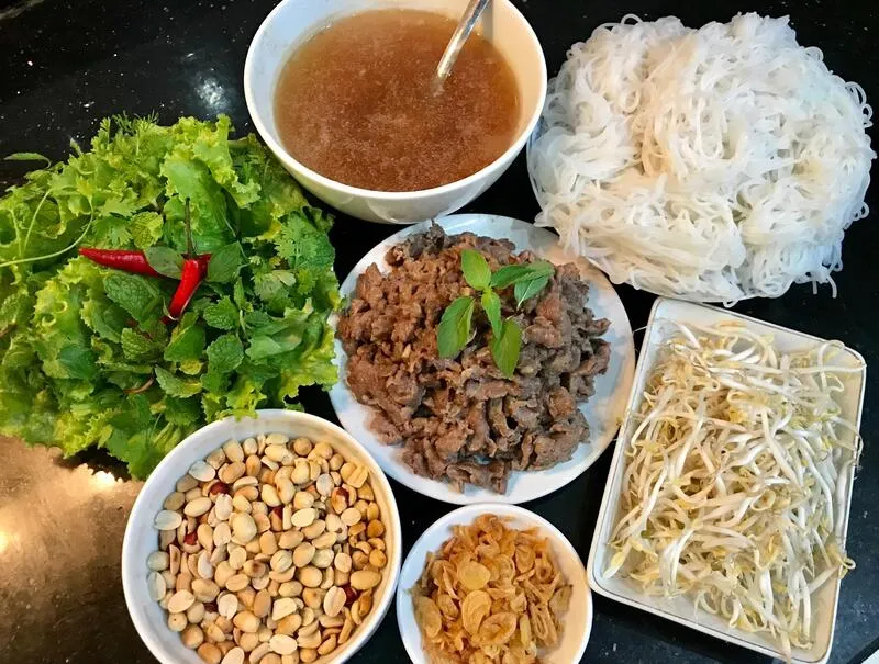 Top 10 quán bún trộn Nam Bộ hấp dẫn, chất lượng nhất nên thử