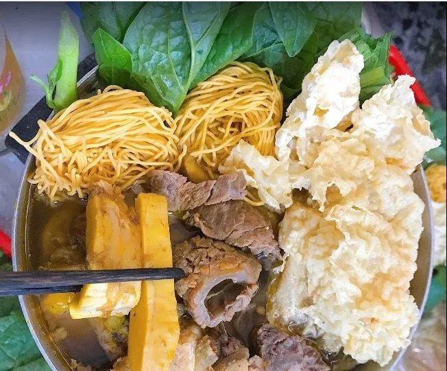 Top 10 quán lẩu bò ngon – bổ – rẻ nhất ở Sài Gòn!