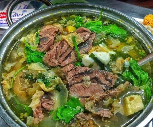 Top 10 quán lẩu bò ngon – bổ – rẻ nhất ở Sài Gòn!