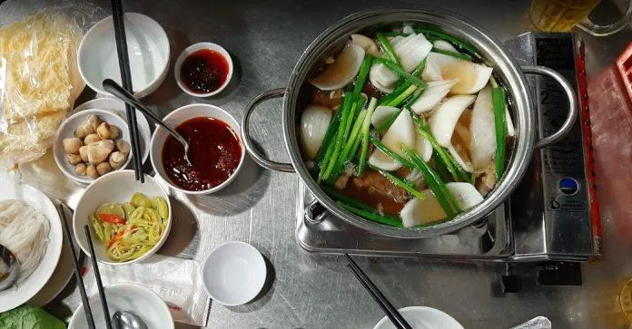 Top 10 quán lẩu bò ngon – bổ – rẻ nhất ở Sài Gòn!