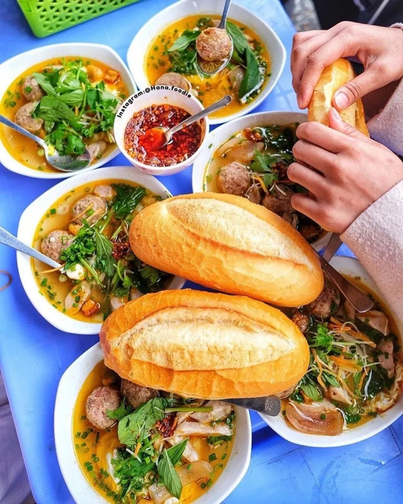 Top 11 quán bánh mì xíu mại Đà Lạt thơm ngon chuẩn vị