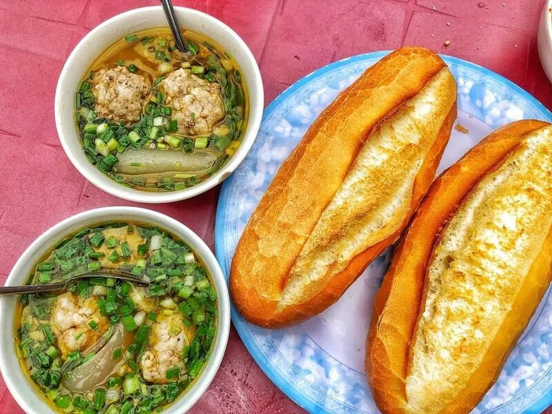 Top 11 quán bánh mì xíu mại Đà Lạt thơm ngon chuẩn vị