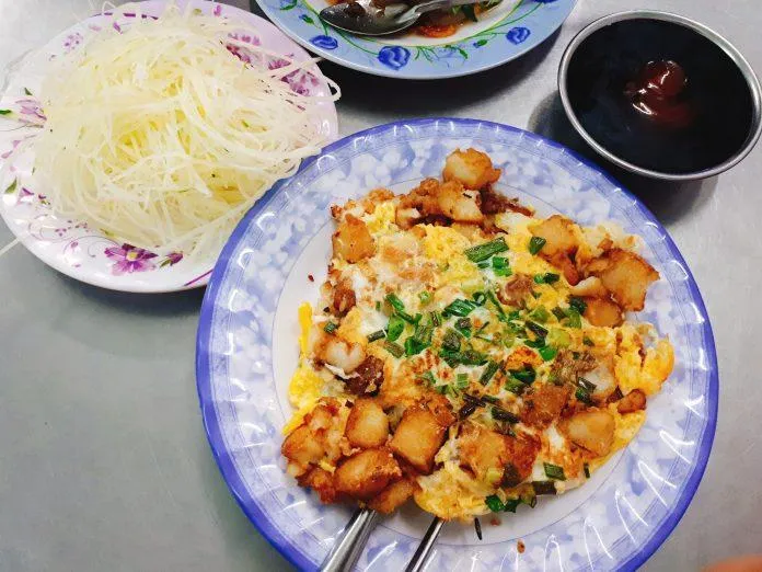 Top 15 quán ăn vặt Sài Gòn cực ngon và nổi tiếng dành cho giới trẻ