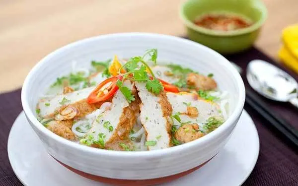 Top 15 quán bánh canh chả cá Vũng Tàu nức tiếng nên thử