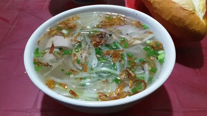 Top 15 quán bánh canh chả cá Vũng Tàu nức tiếng nên thử