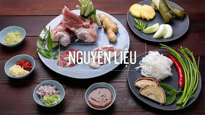  Top 15 quán bún bò Huế cực gây nghiện ở Hà Nội 