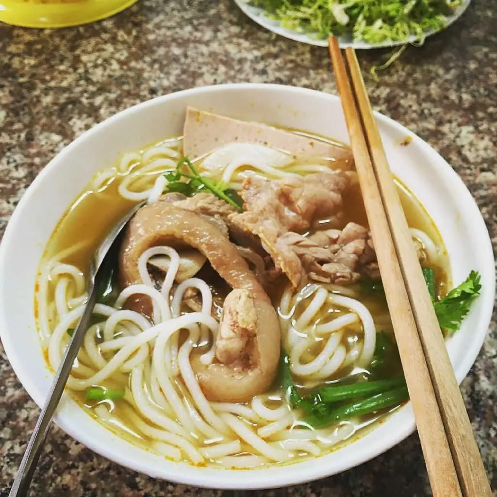 Top 16 quán bún bò Đà Lạt ngon và đắt khách nhất