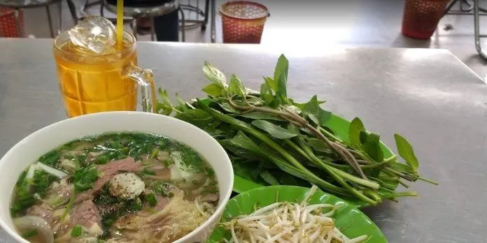 Top 16 quán phở ngon nhất Sài Gòn