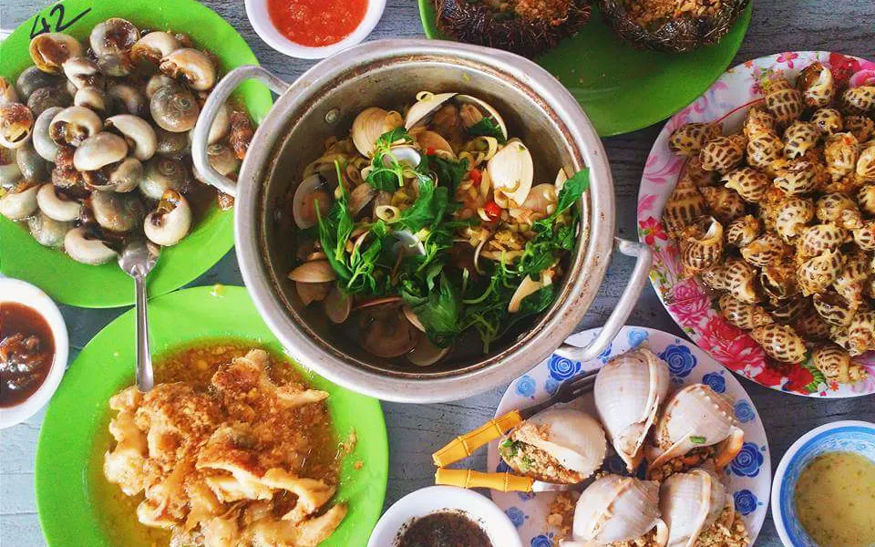 Top 20 quán ăn vặt Nha Trang ngon – bổ – rẻ cho các bạn trẻ