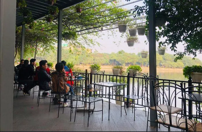 Top 20 quán cafe đẹp ở Hà Nội giúp team sống ảo thỏa mãn đam mê chụp ảnh