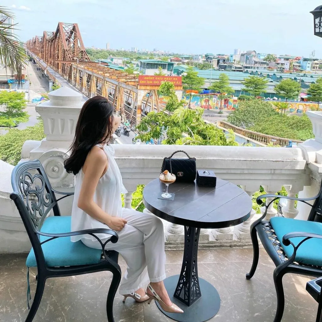 Top 20 quán cafe sân thượng Hà Nội view check – in siêu đẹp