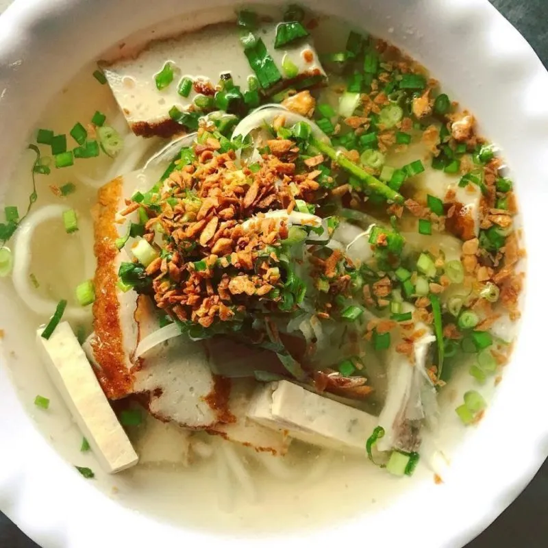 Top 6 quán bánh canh chả cá Phú Quốc ngon nhất không thể bỏ qua