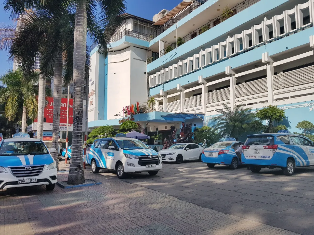 Top các hãng taxi quốc tế Nha Trang uy tín, giá rẻ, chất lượng