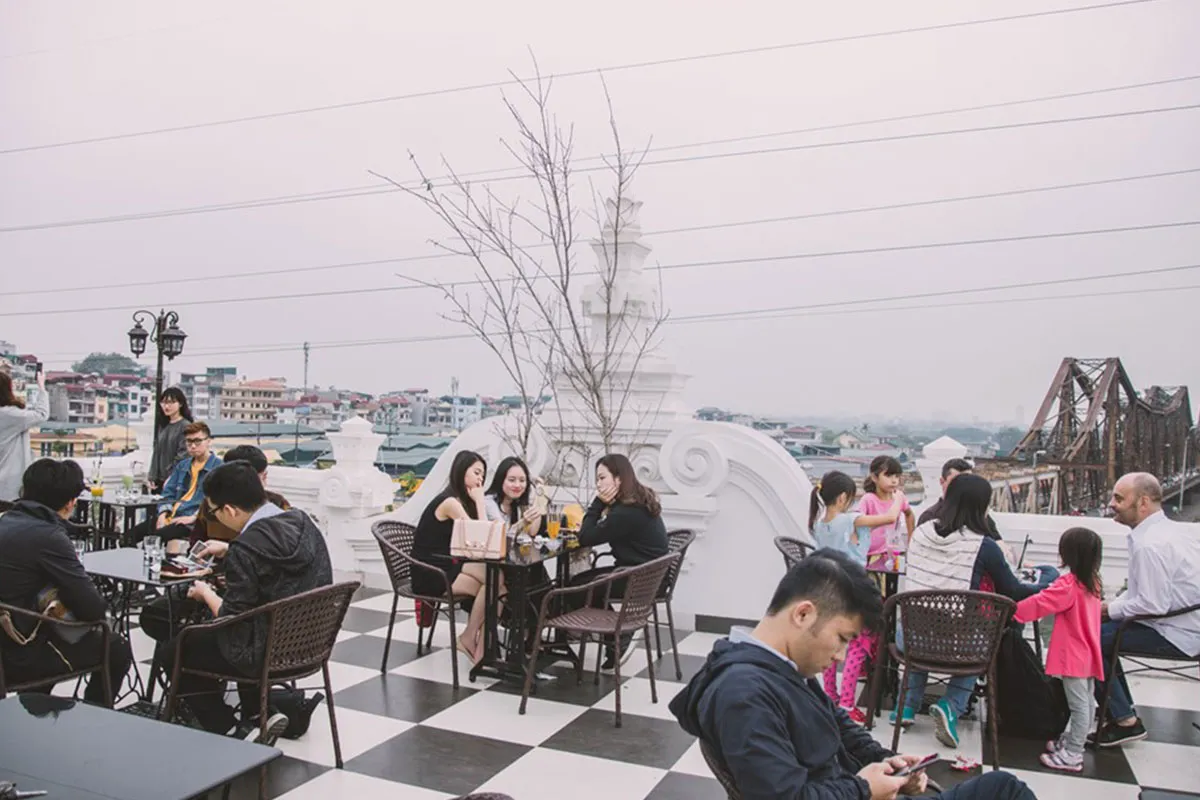 Top các quán cafe đẹp ở Hà Nội view sống ảo siêu đẹp