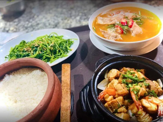 Vi vu foodtour Vũng Tàu với 15 quán ăn ngon mà bạn không thể bỏ lỡ!